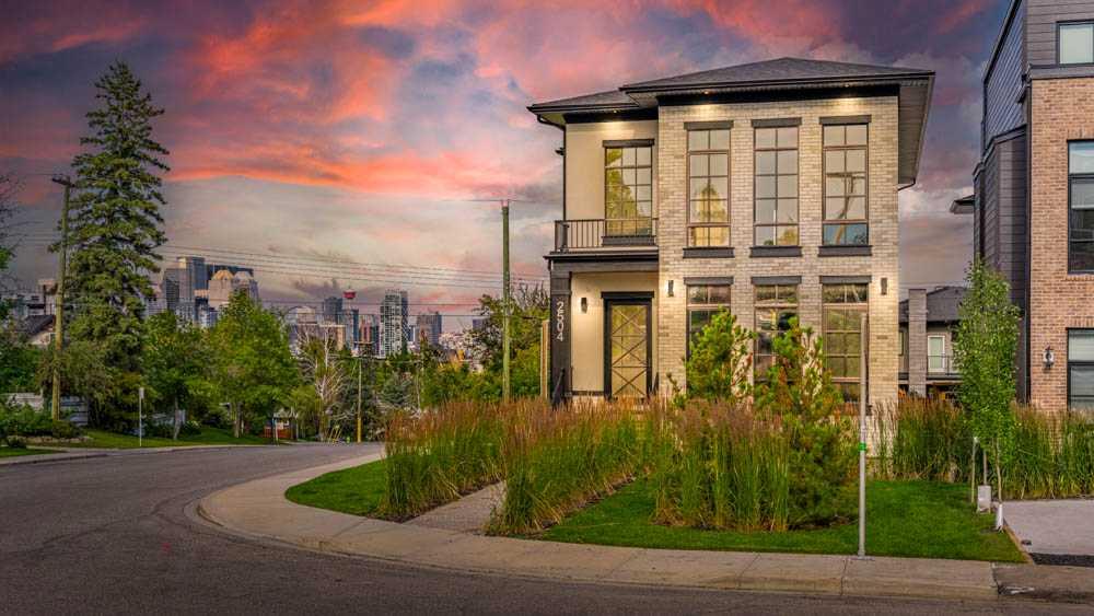 Picture of 2504 19A Street SW, Calgary Real Estate Listing