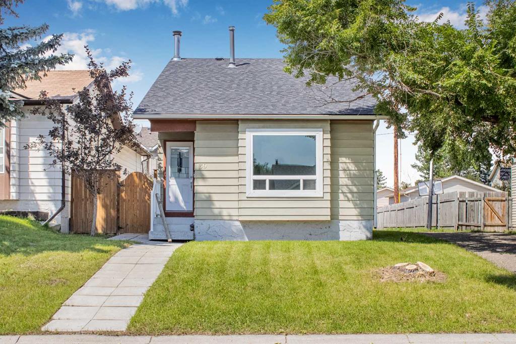 Picture of 39 erin ridge Road SE, Calgary Real Estate Listing