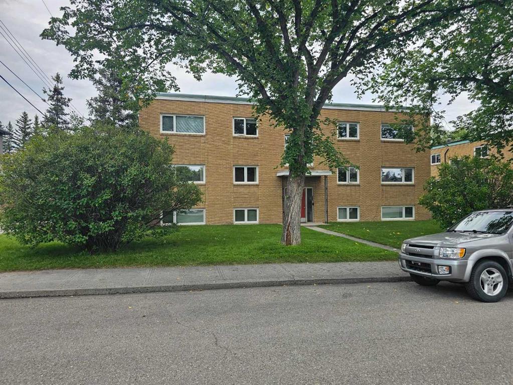 Picture of 2312 22 Street NW, Calgary Real Estate Listing