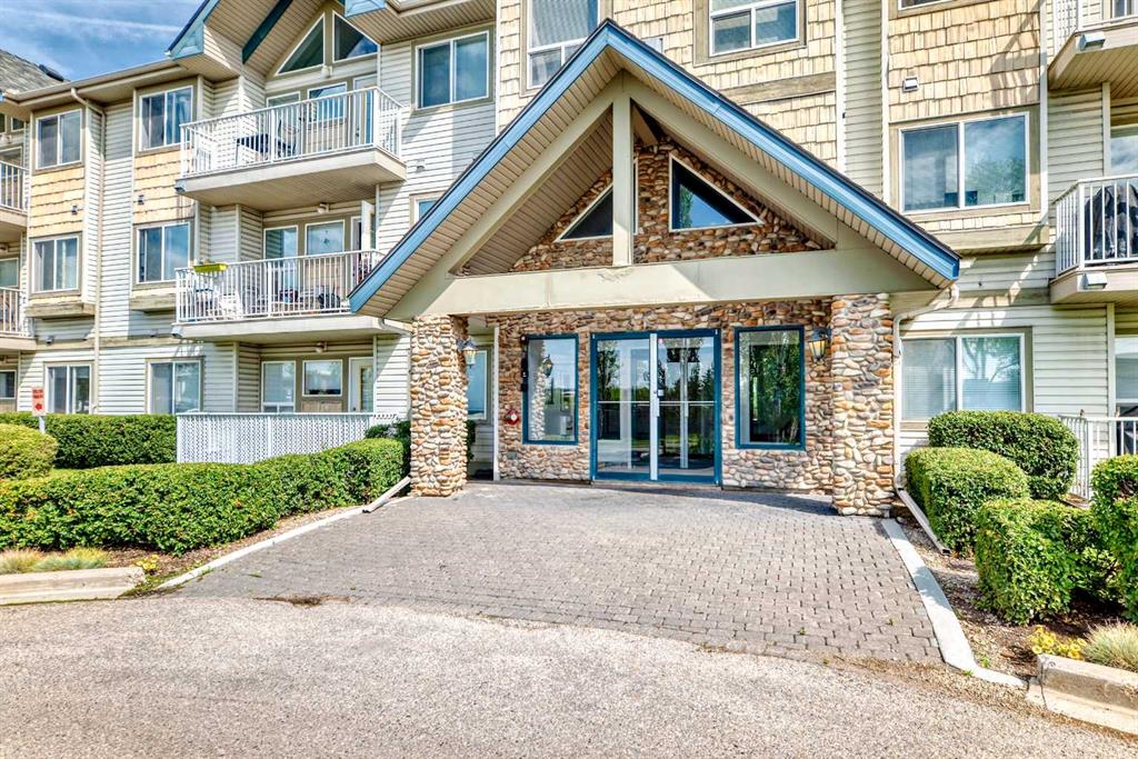 Picture of 313, 7 Harvest Gold  Manor  NE, Calgary Real Estate Listing