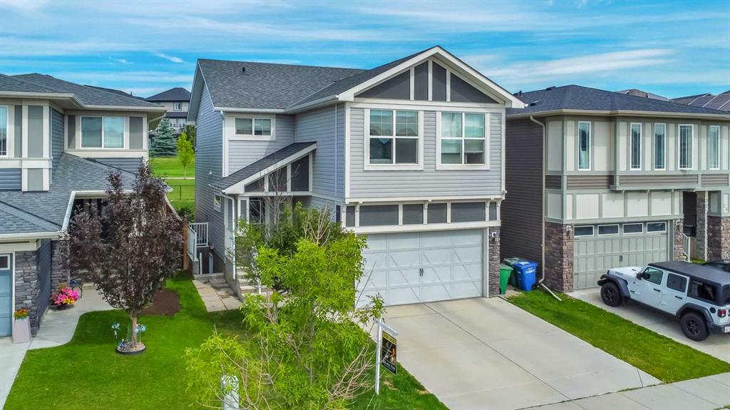 Picture of 24 Hillcrest Avenue SW, Airdrie Real Estate Listing