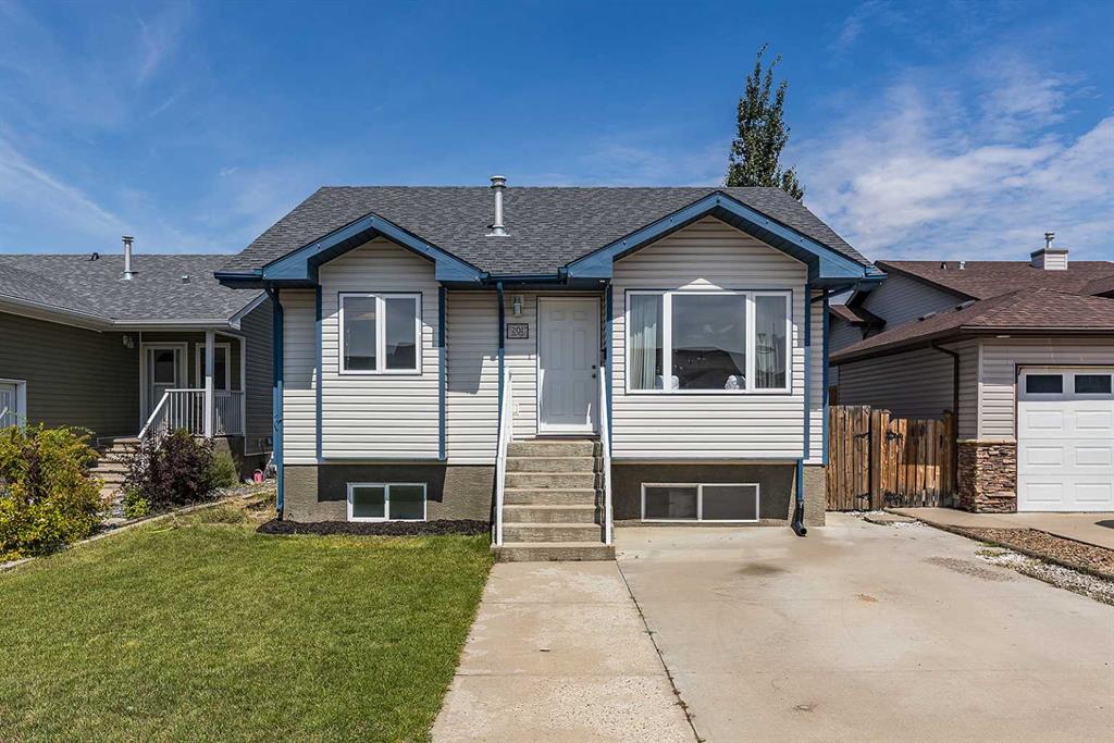 Picture of 201 Terrace Drive NE, Medicine Hat Real Estate Listing