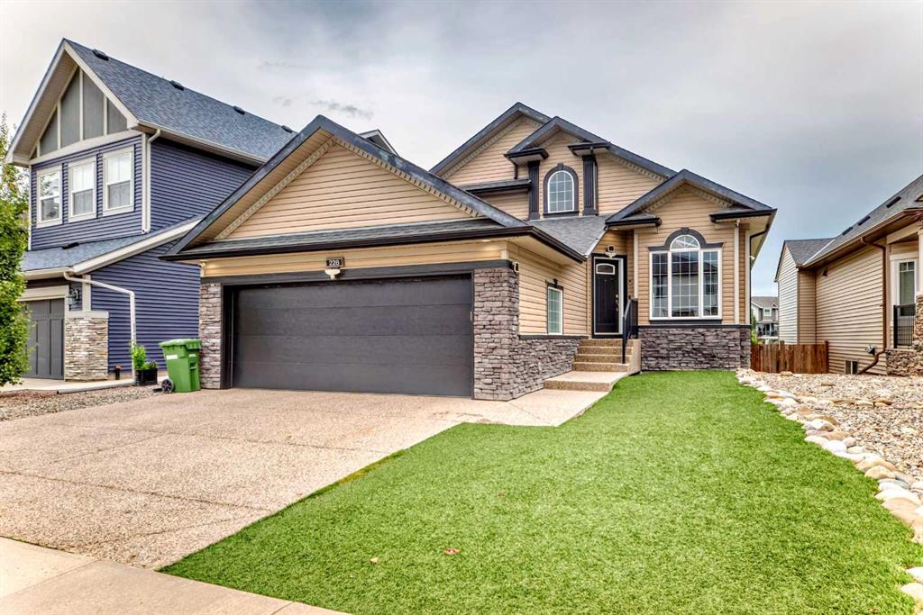 Picture of 228 Kingston Way SE, Airdrie Real Estate Listing