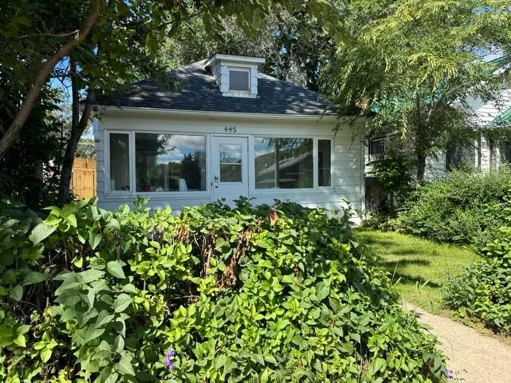 Picture of 445 5 Street E, Drumheller Real Estate Listing