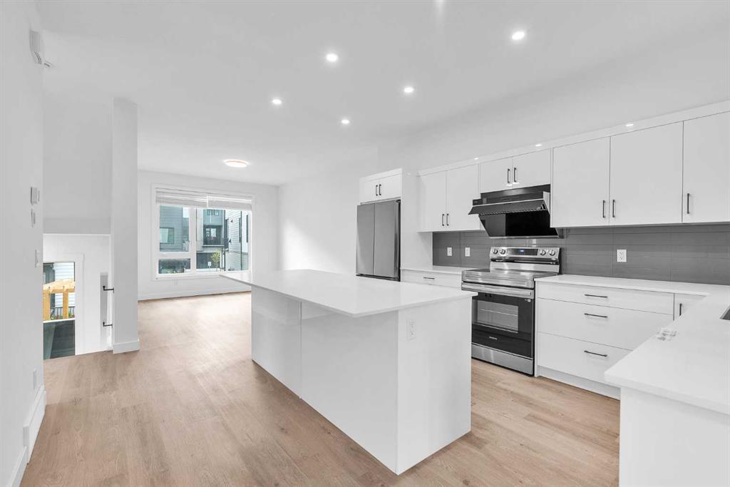Picture of 404, 85 Sage Hill Heights NW, Calgary Real Estate Listing