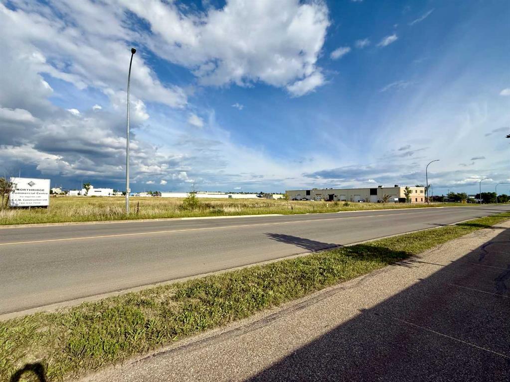Picture of 12901 102 Street , Grande Prairie Real Estate Listing