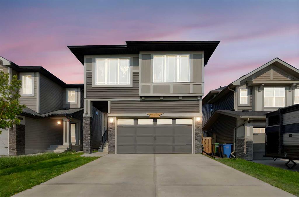 Picture of 217 Buckskin Way , Cochrane Real Estate Listing