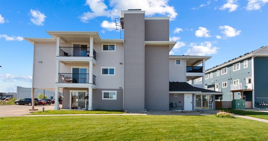 Picture of 304, 1021 Ross Street , Crossfield Real Estate Listing