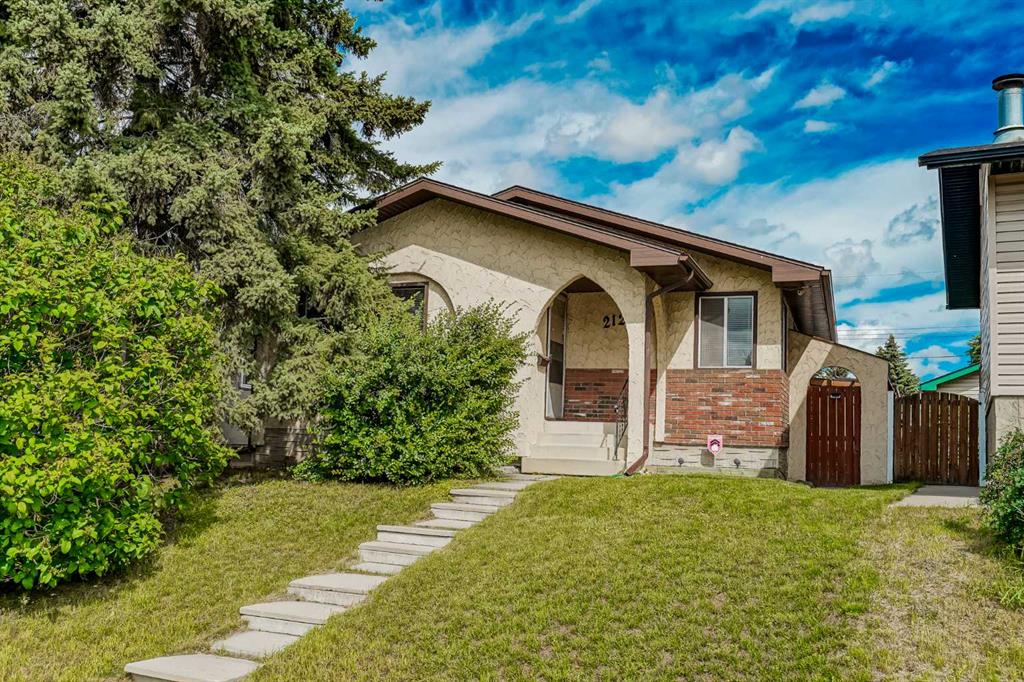 Picture of 212 Doverview Crescent SE, Calgary Real Estate Listing