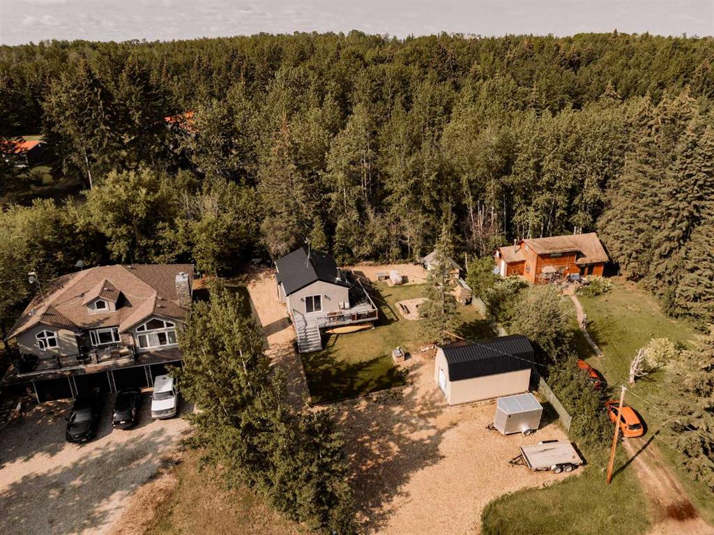 Picture of 224 Lakeshore Drive , Island Lake Real Estate Listing