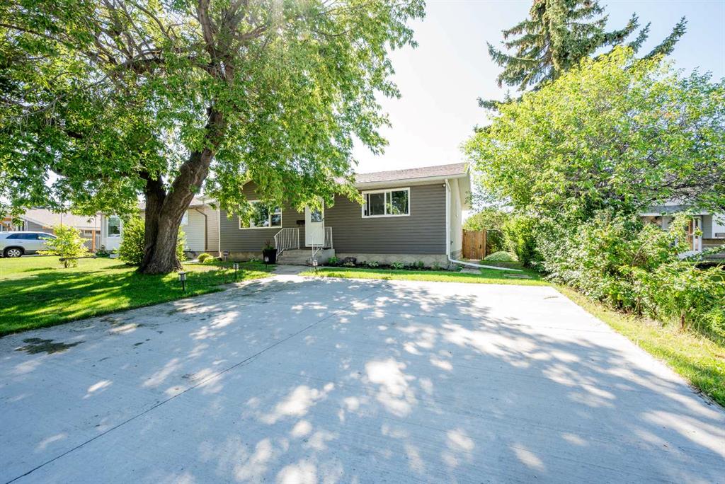 Picture of 9249 109 Avenue , Grande Prairie Real Estate Listing