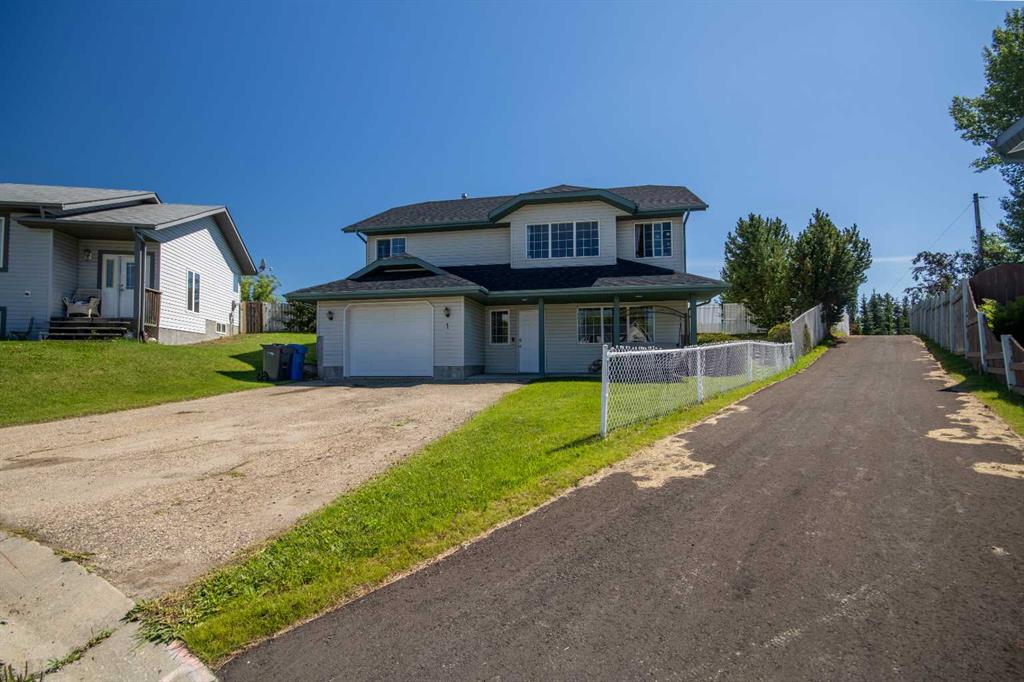 Picture of 1 23 AvenueClose , Bowden Real Estate Listing