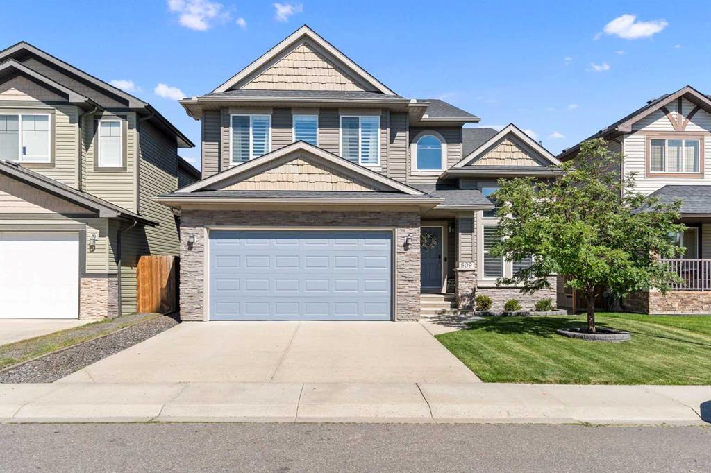 Picture of 809 Canoe Green SW, Airdrie Real Estate Listing