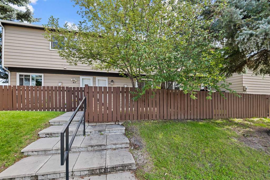 Picture of 44, 7205 4 Street NE, Calgary Real Estate Listing