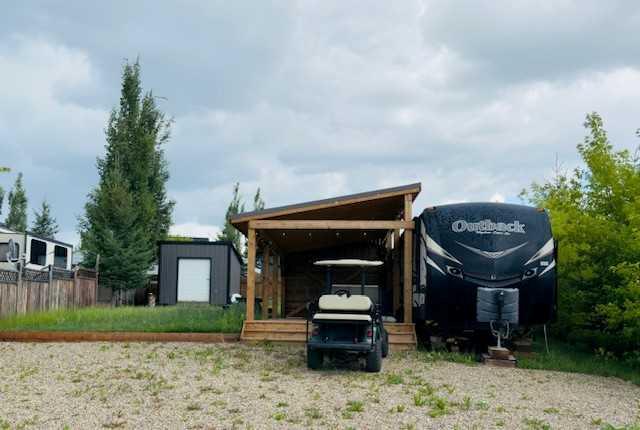Picture of 1001 Birch Street , Lac Des Iles Real Estate Listing