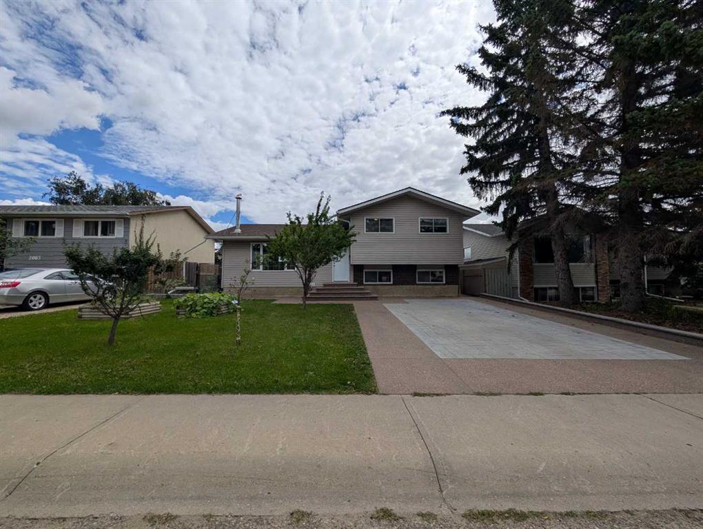Picture of 2057 7 Avenue NE, Medicine Hat Real Estate Listing