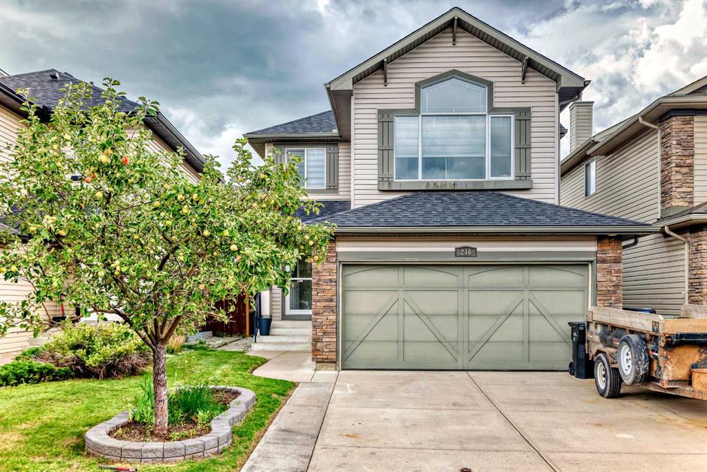 Picture of 246 New Brighton Mews SE, Calgary Real Estate Listing