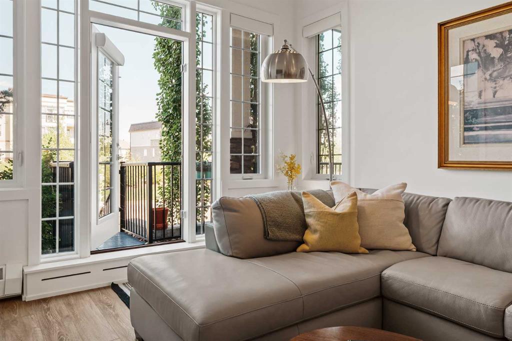 Picture of 108, 38 Quarry Gate SE, Calgary Real Estate Listing