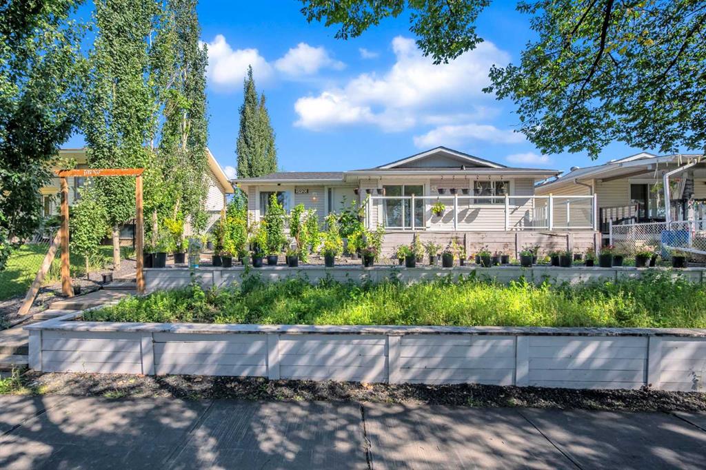Picture of 5920 Rundlehorn Drive NE, Calgary Real Estate Listing