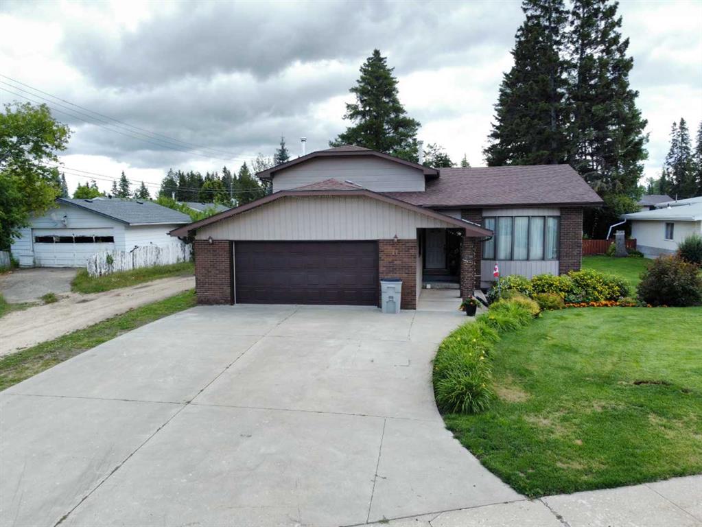 Picture of 11 Virginia Avenue , Whitecourt Real Estate Listing