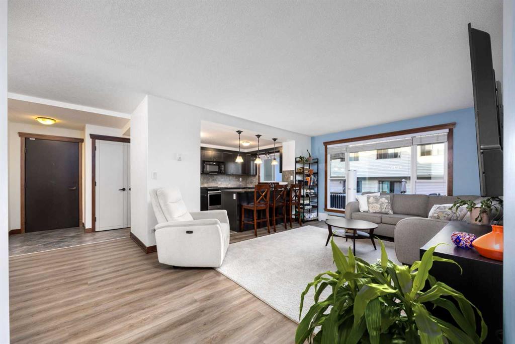 Picture of 202, 920 68 Avenue SW, Calgary Real Estate Listing