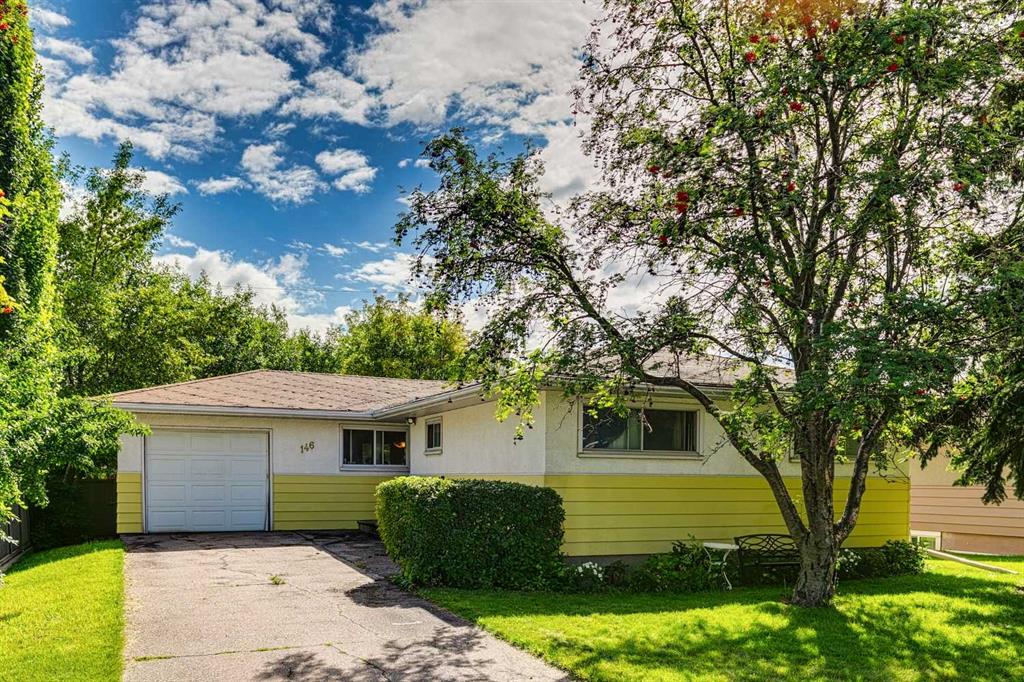 Picture of 146 Wedgewood Drive SW, Calgary Real Estate Listing