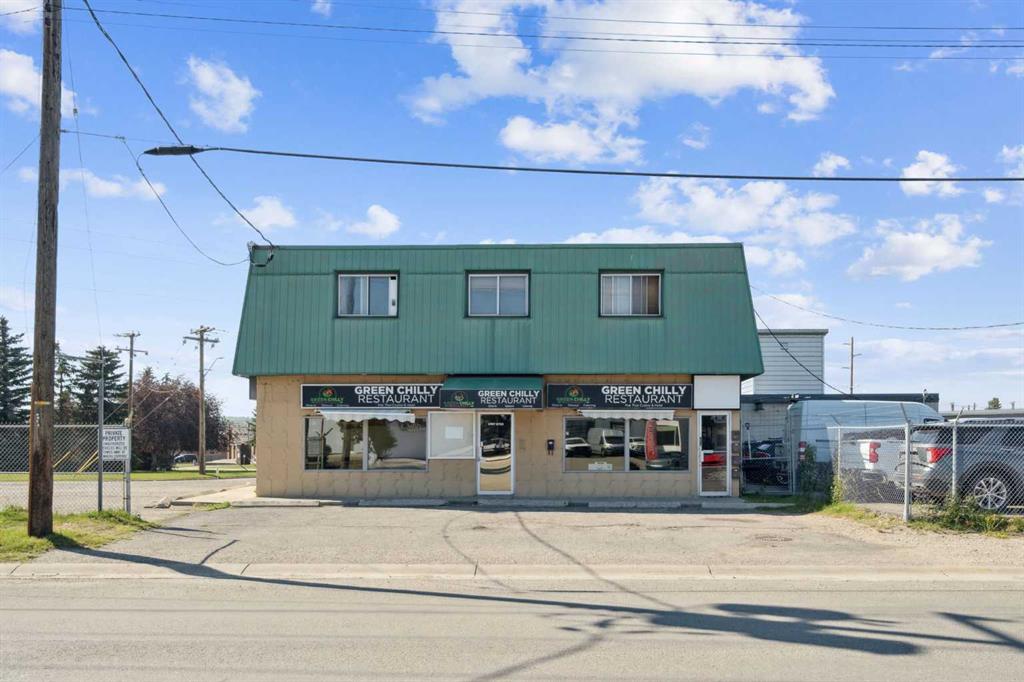 Picture of 704 41 Avenue NE, Calgary Real Estate Listing