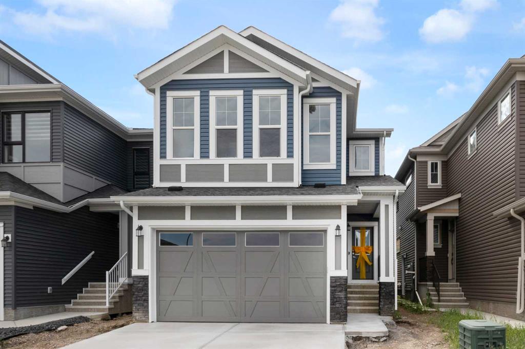 Picture of 209 Calhoun Crescent NE, Calgary Real Estate Listing