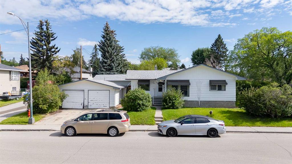 Picture of 4 Cornell Place NW, Calgary Real Estate Listing