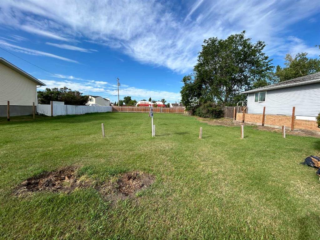 Picture of 217 5 Street , Beiseker Real Estate Listing