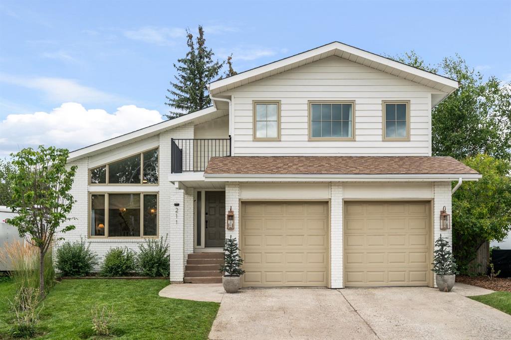 Picture of 211 Hunters Place , Okotoks Real Estate Listing
