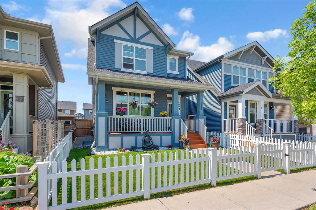 Picture of 239 Sundown Road , Cochrane Real Estate Listing