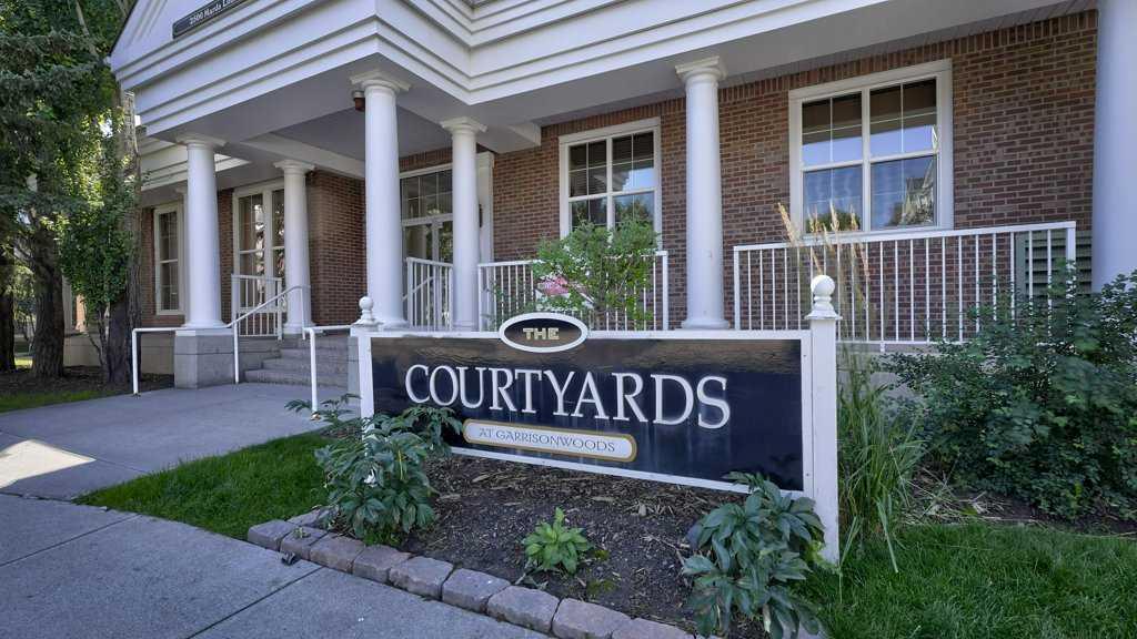 Picture of 250, 3000 Marda Link SW, Calgary Real Estate Listing