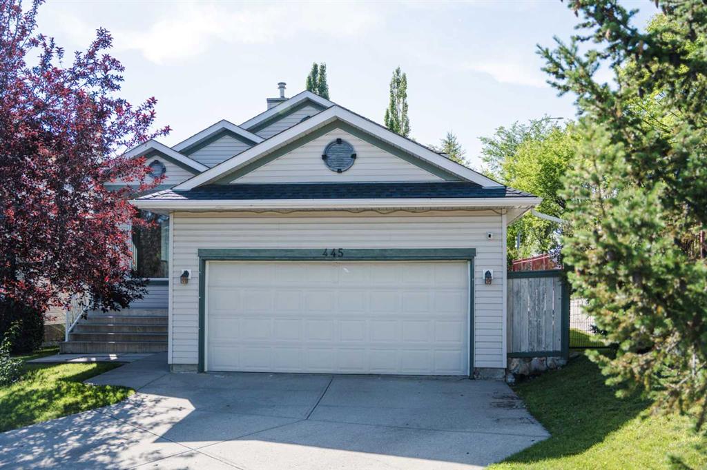 Picture of 445 Rocky Ridge Bay NW, Calgary Real Estate Listing