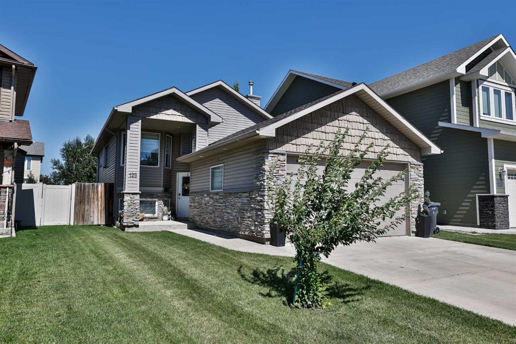 Picture of 125 Couleesprings Way S, Lethbridge Real Estate Listing