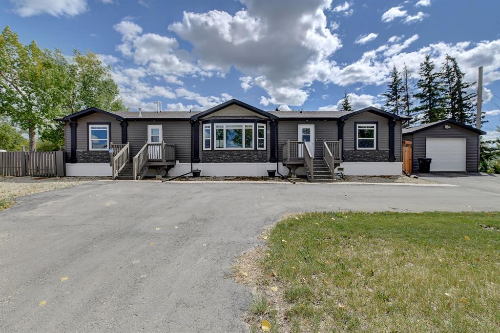 Picture of 1023 3 Avenue , Beaverlodge Real Estate Listing