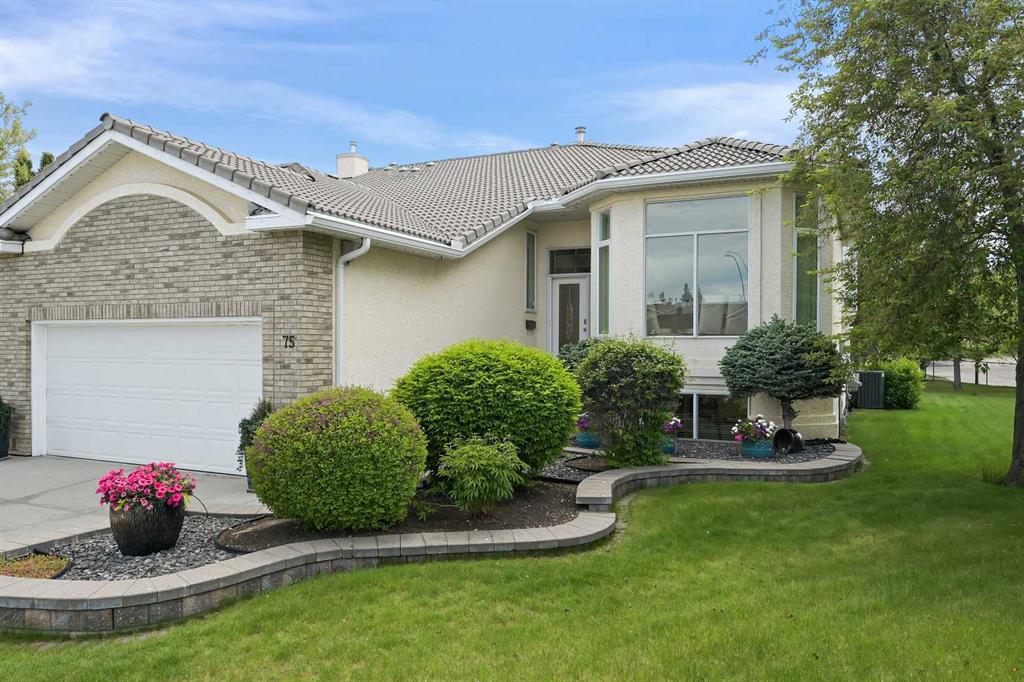 Picture of 75 Hamptons Bay NW, Calgary Real Estate Listing