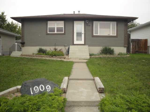Picture of 1909 8 A Avenue N, Lethbridge Real Estate Listing