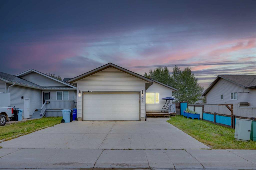 Picture of 217 Swanson Crescent , Fort McMurray Real Estate Listing