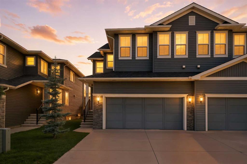 Picture of 57 Evansglen Mews NW, Calgary Real Estate Listing