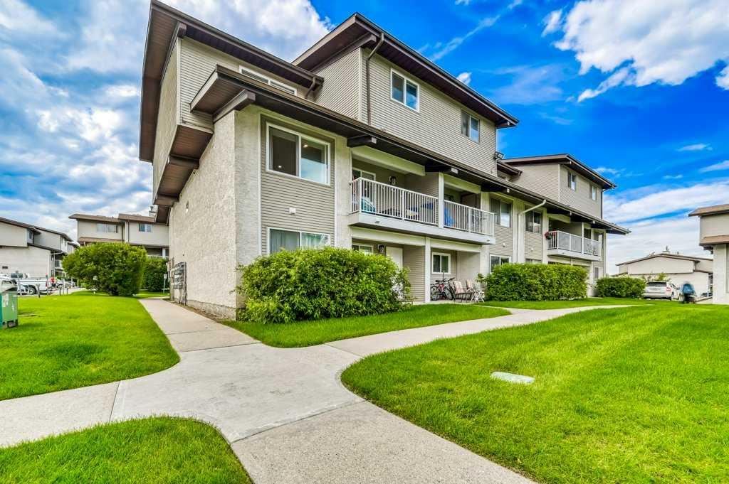 Picture of 525, 200 Brookpark Drive SW, Calgary Real Estate Listing