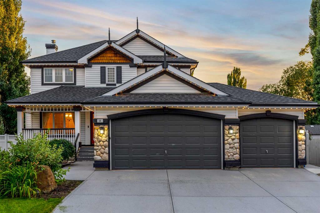 Picture of 64 Douglasdale Crescent SE, Calgary Real Estate Listing