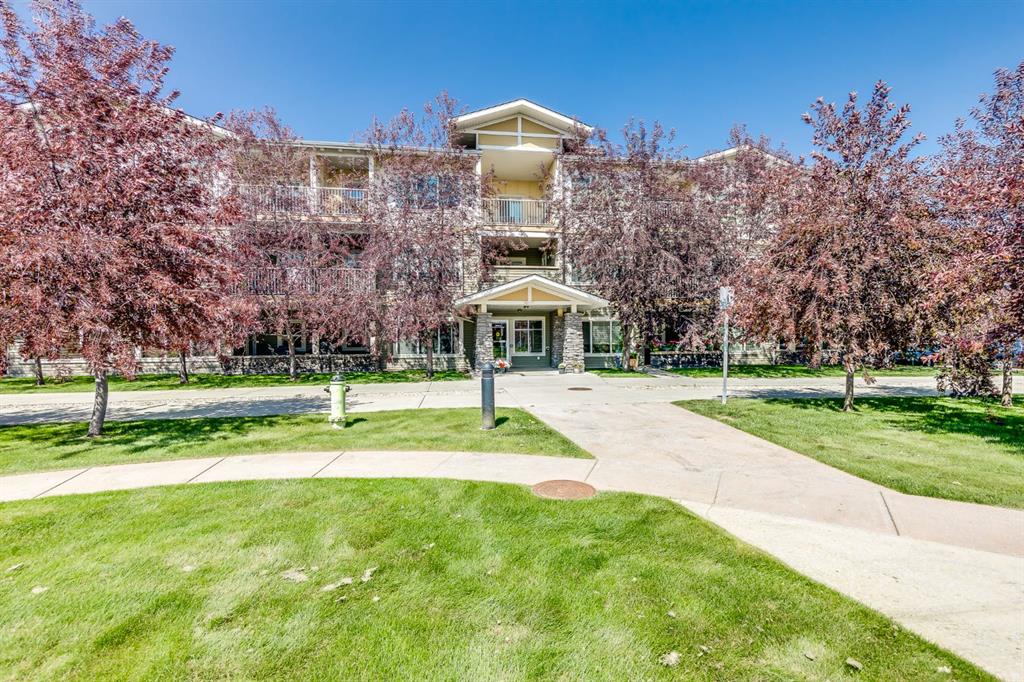 Picture of 2102, 4 Kingsland Close SE, Airdrie Real Estate Listing