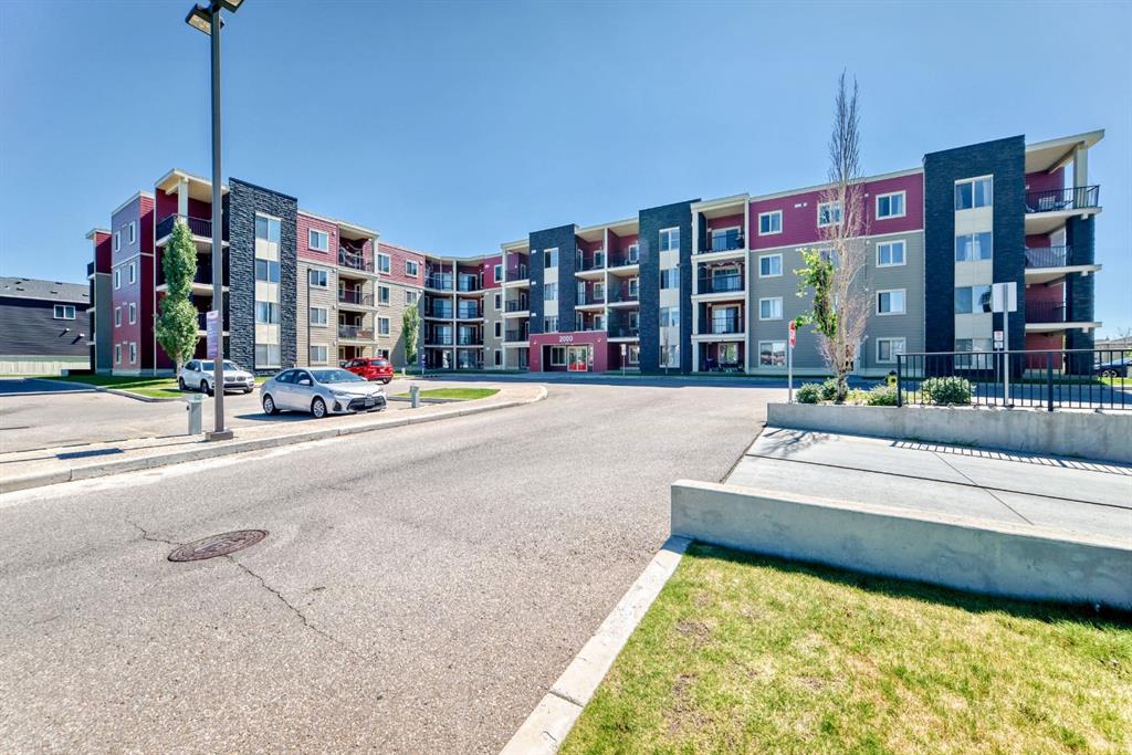 Picture of 302, 15 Saddlestone Way NE, Calgary Real Estate Listing
