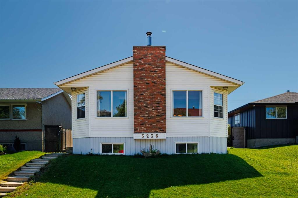 Picture of 3236 Doverville Crescent SE, Calgary Real Estate Listing