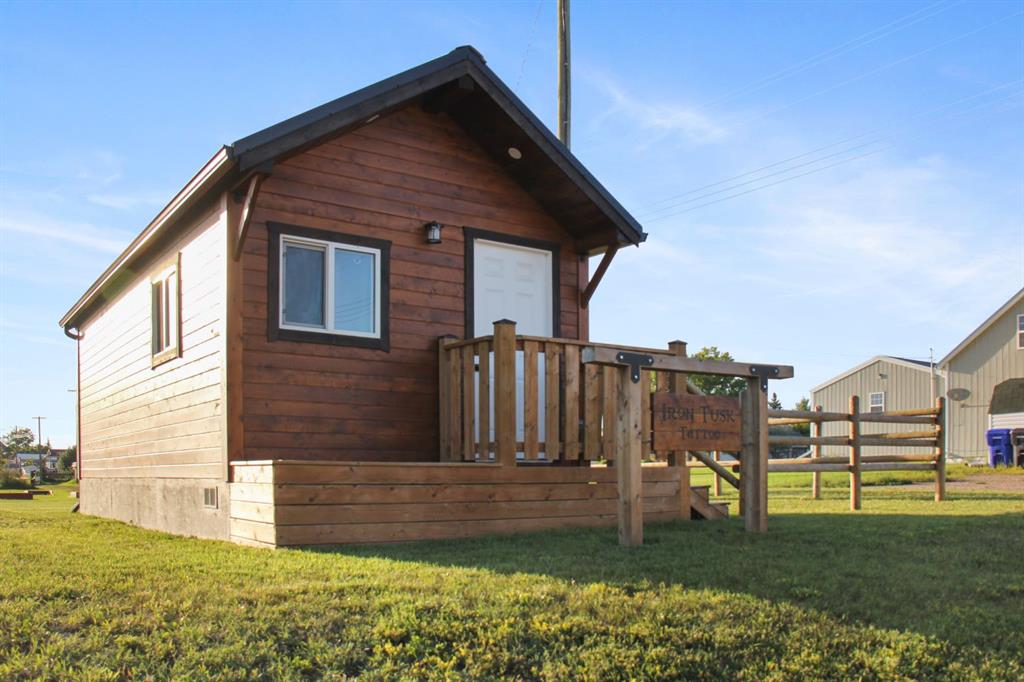 Picture of 5107 A Queen Street , Coronation Real Estate Listing