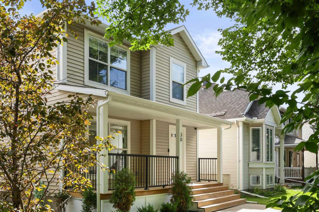 Picture of 30 Inverness Park SE, Calgary Real Estate Listing