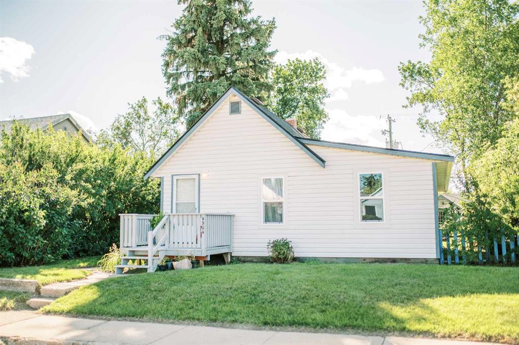 Picture of 4904 49 Street , Stettler Real Estate Listing