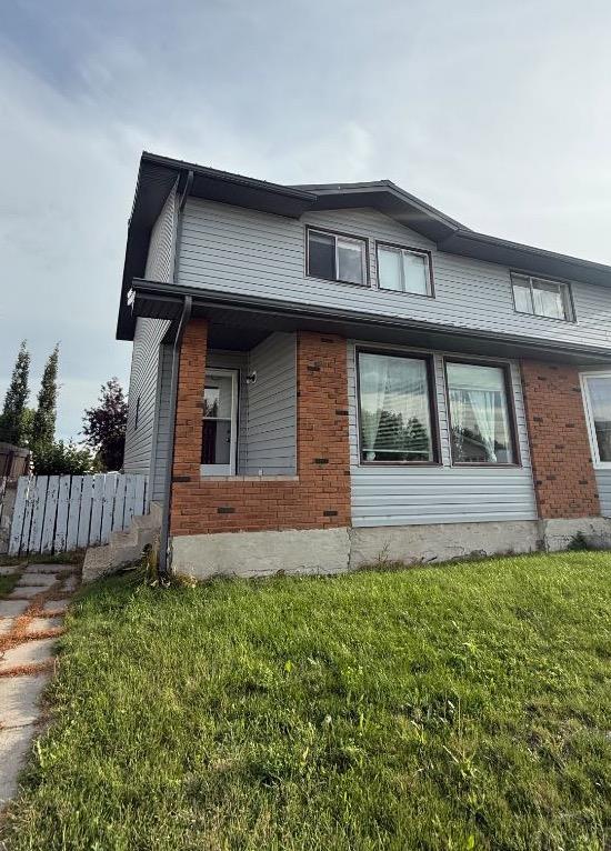 Picture of 109 Winkler Drive , Hanna Real Estate Listing