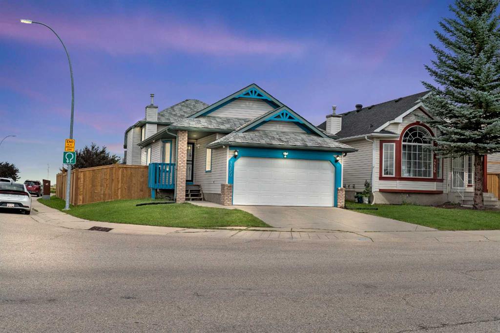 Picture of 7750 Laguna Way NE, Calgary Real Estate Listing